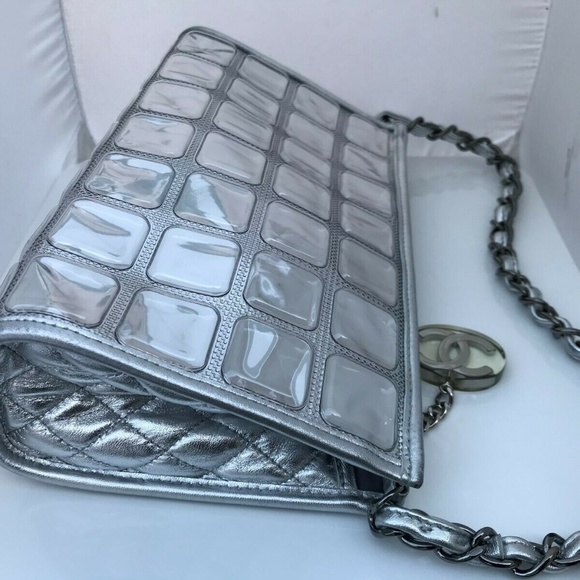 Chanel Bag Vinyl Ice Cube Pochette Shining Silver - Picture 3 of 8